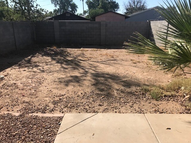 Building Photo - 6106 N 35th Ave