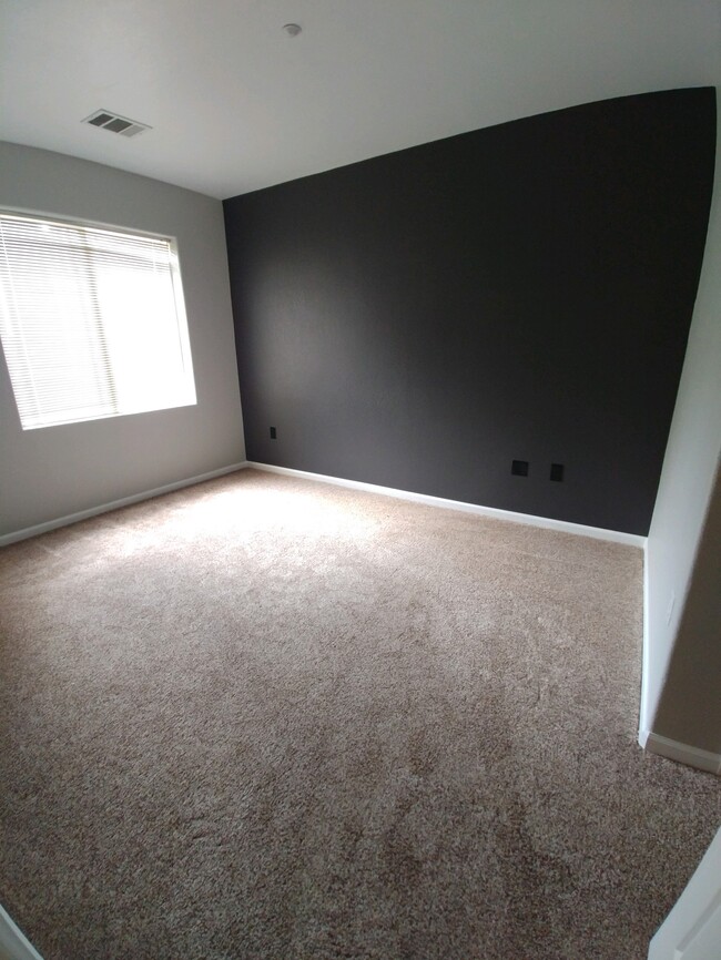 Master Bedroom - 9390 W Chatfield Pl