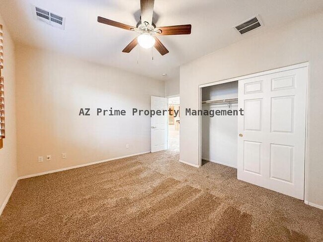 Building Photo - 10445 W Windsor Ave