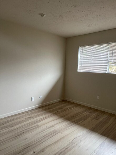 Building Photo - 7397 Boris Ct