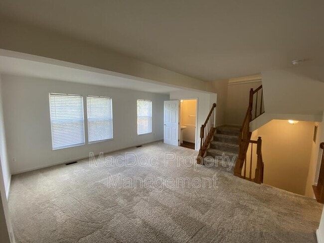 Building Photo - 4204 Apgar Ct