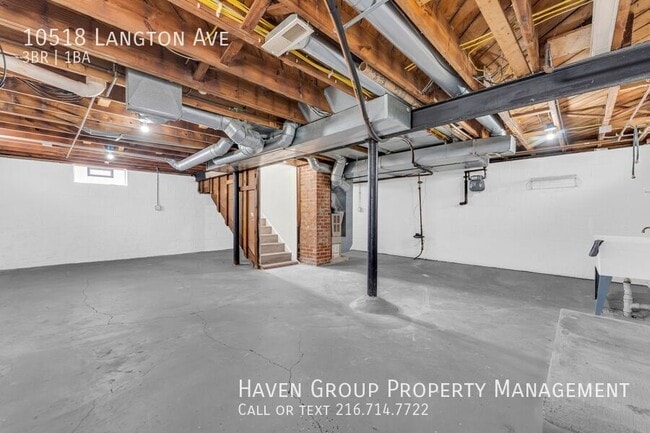 Building Photo - 10518 Langton Ave