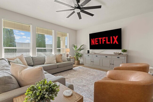 Building Photo - 3173 S Mystic Seaport Ave