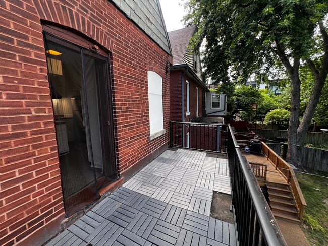 Building Photo - 4149 W Pine Blvd