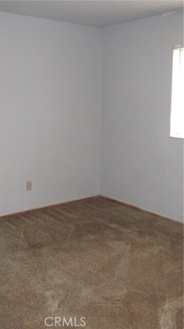 Building Photo - 761 Upton Dr