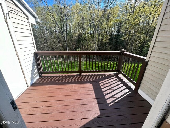 Building Photo - 4607 Foxwood Dr S