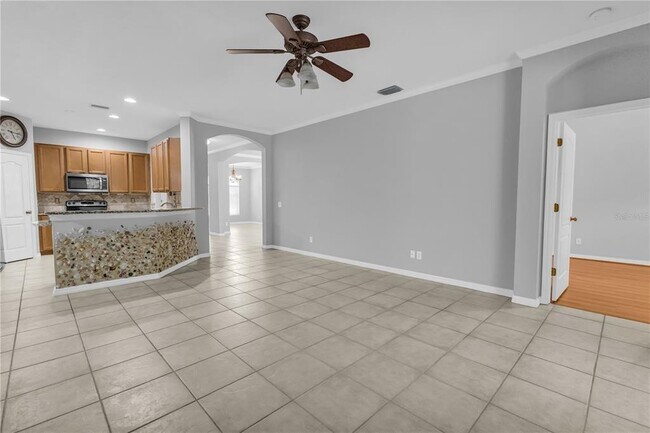 Building Photo - 721 Stonecrest Dr