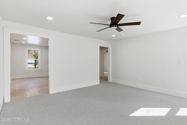 Building Photo - 94 Branch Ave