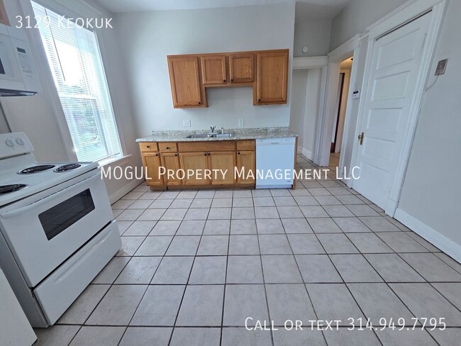 Building Photo - 3129 Keokuk-