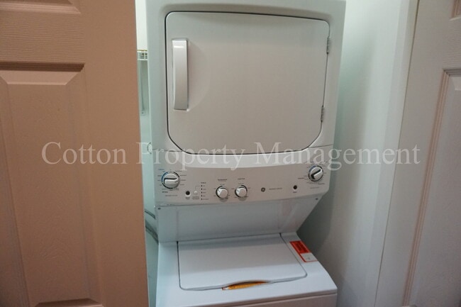 Building Photo - 7511 Promontory Ct