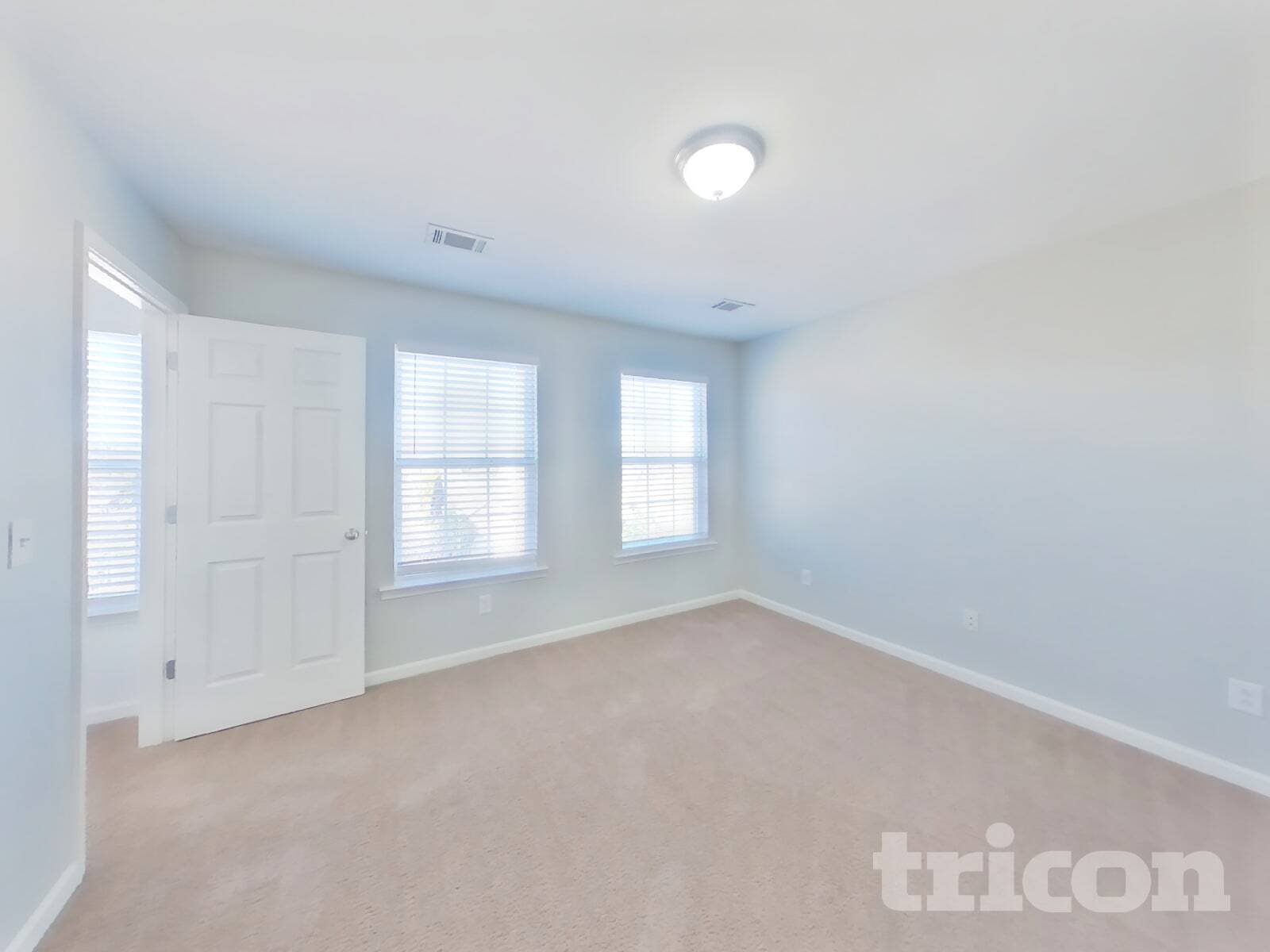 Building Photo - 4620 Van Leer Ct