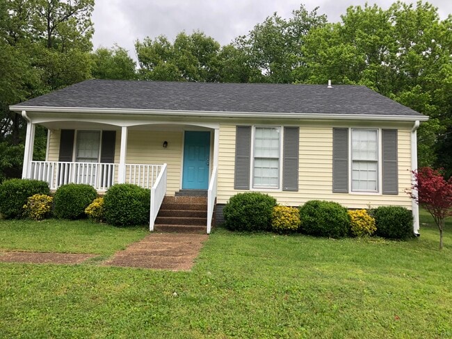 Primary Photo - 825 Beech Bend Dr