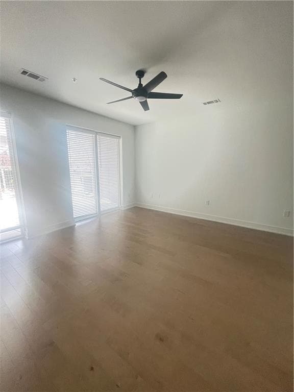 Building Photo - 775 Juniper St NE