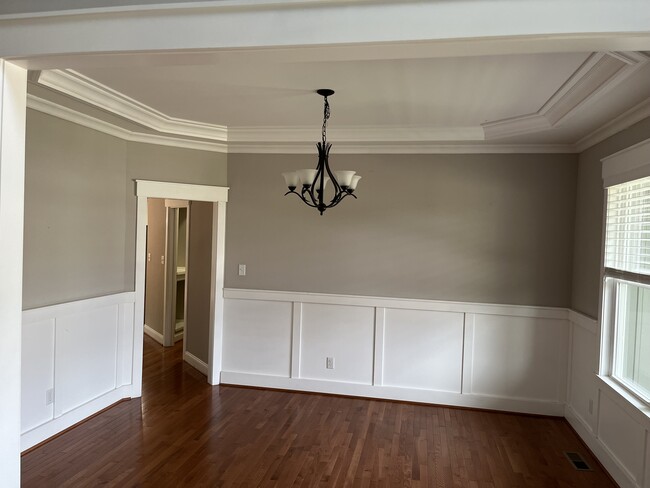 Building Photo - 3242 Barkham Dr
