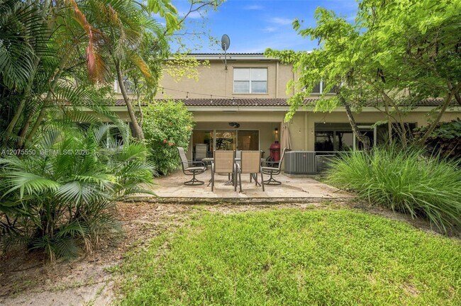 Building Photo - 355 SW 121st Ave