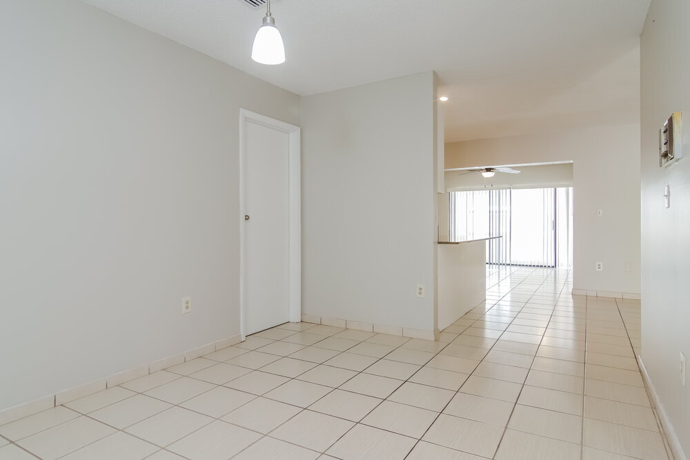 Building Photo - 10724 SW 144th Ct