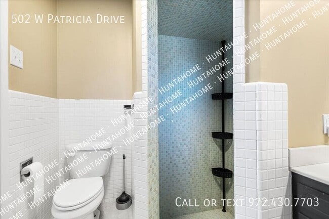 Building Photo - 502 W Patricia Dr