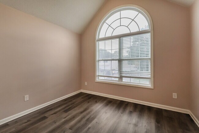 Building Photo - 11772 Registry Blvd