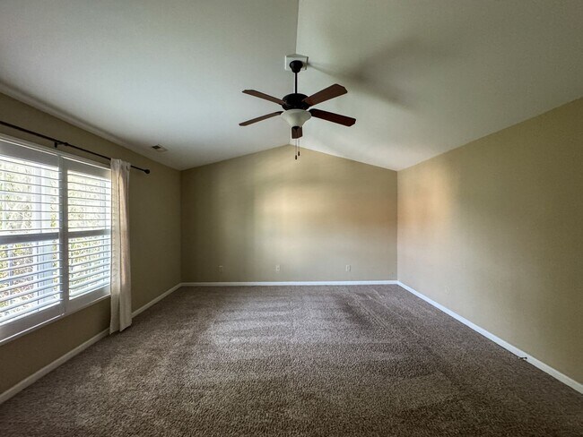 Building Photo - 2900 Blackwater Ct
