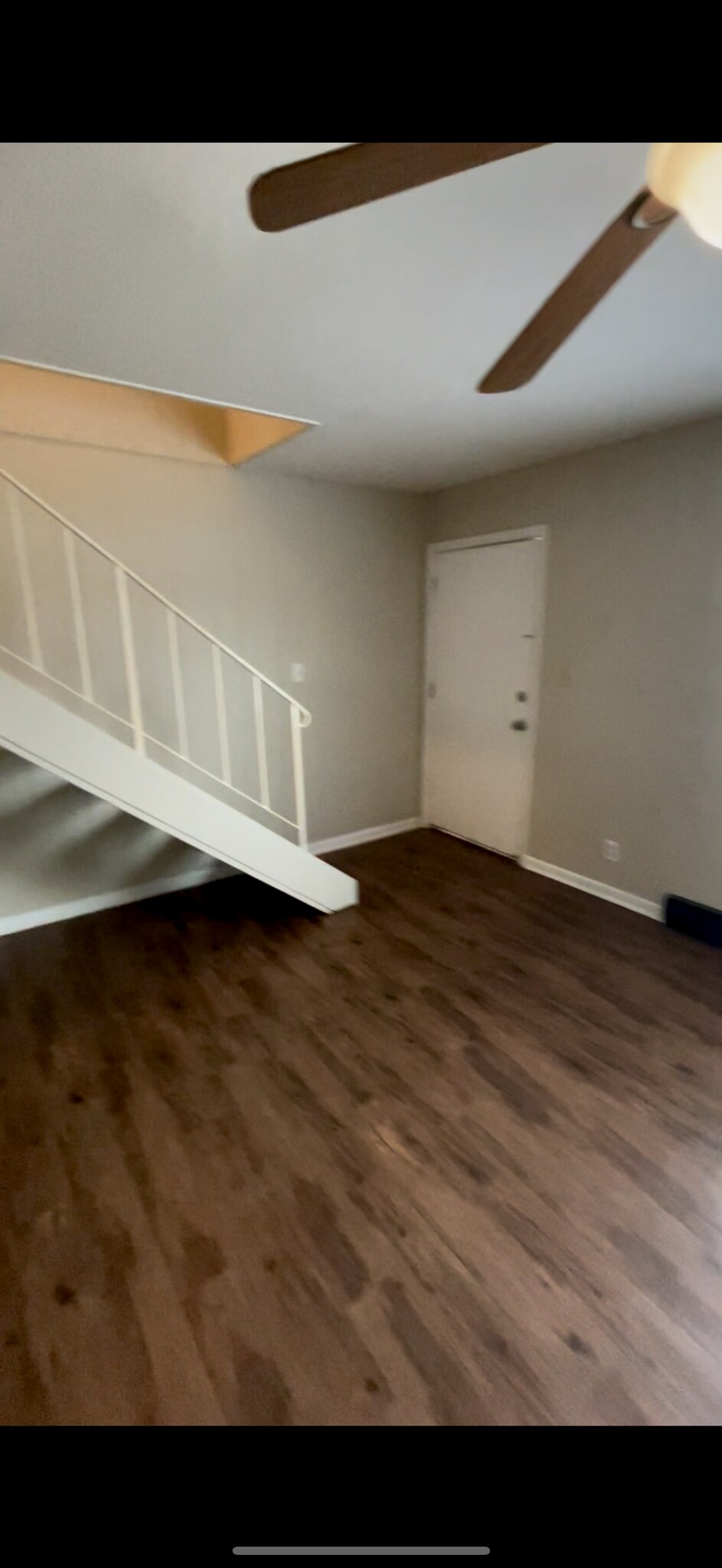 Living Room - 1950 Park Ave