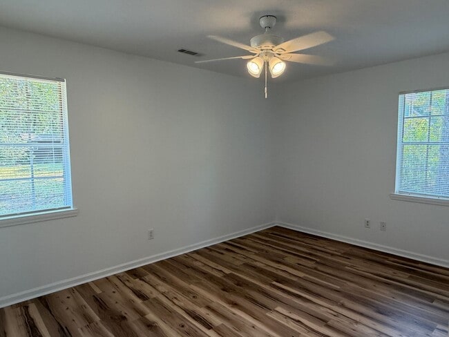 Building Photo - Private Country Setting 2 Bedroom/ 1 Bath Brick Home w/ Storage Shed and Fenced Yard- No HOA