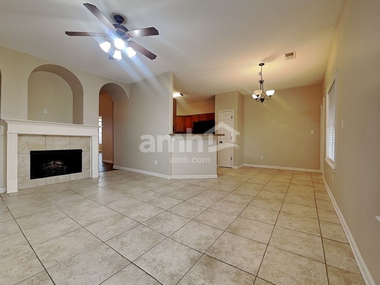 Building Photo - 5797 Savannah Pky