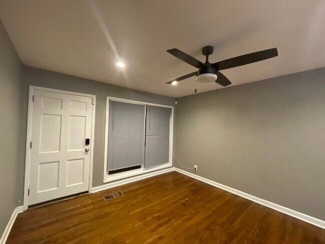 Building Photo - 4838 Bartlett Rd