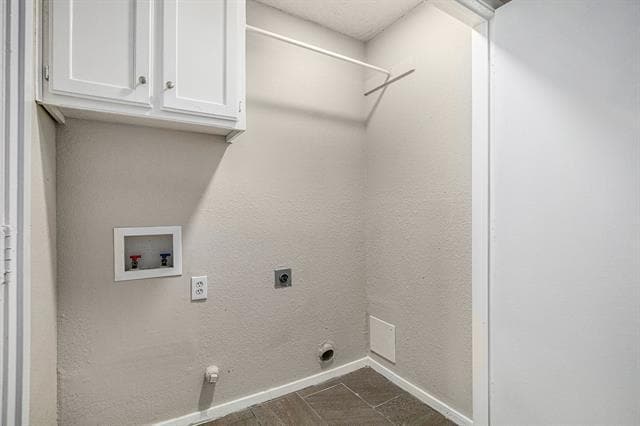 Building Photo - 2114 Windhurst Dr