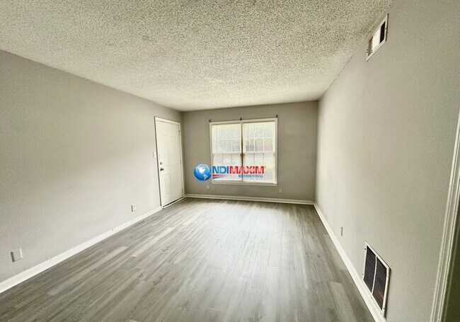 Building Photo - 493 Stone Mountain St
