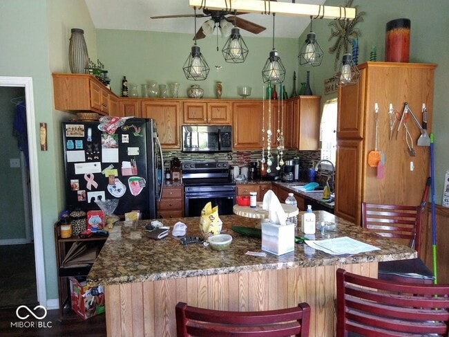 Building Photo - 5406 Pommel Ct