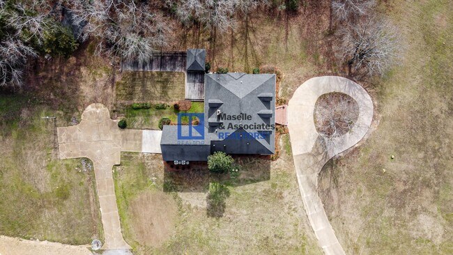 Building Photo - 200 Cripple Creek Rd