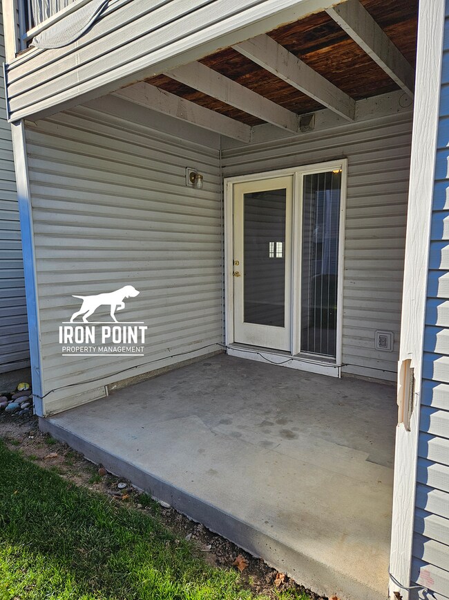 Building Photo - DAL584