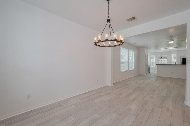 Building Photo - 23611 Plantation Pines Ln