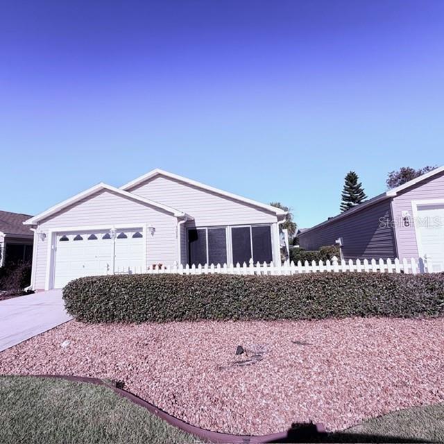 Building Photo - 1017 Jace Pl