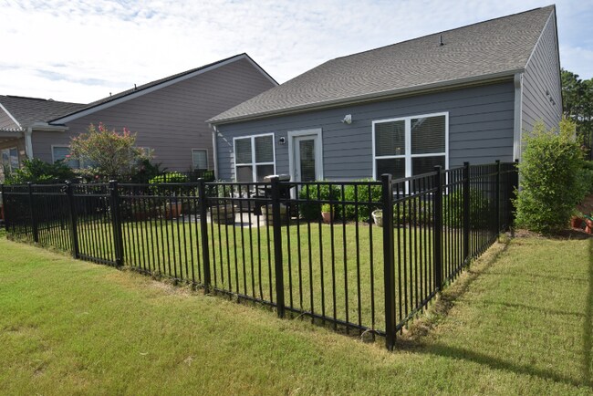 Building Photo - 1143 Snowden Rd