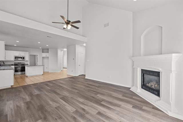 Building Photo - 3032 Thicket Bend Ct