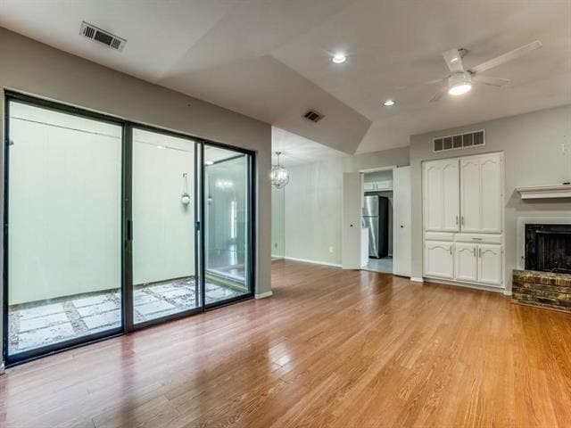 Building Photo - 3042 Airhaven St