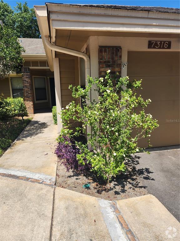 Building Photo - 7316 Della Dr