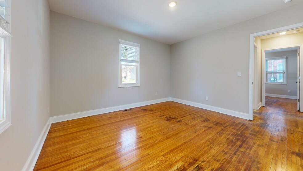 Building Photo - 1307 Cardinal Ave