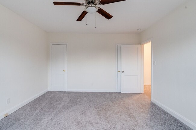 Building Photo - 1809 Glen Ridge Rd