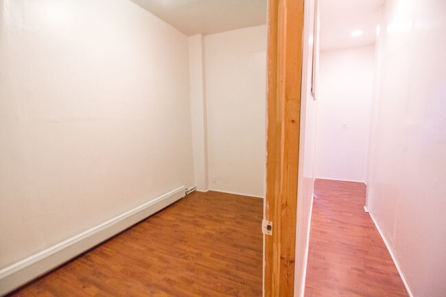 Building Photo - 579 Saint Johns Pl