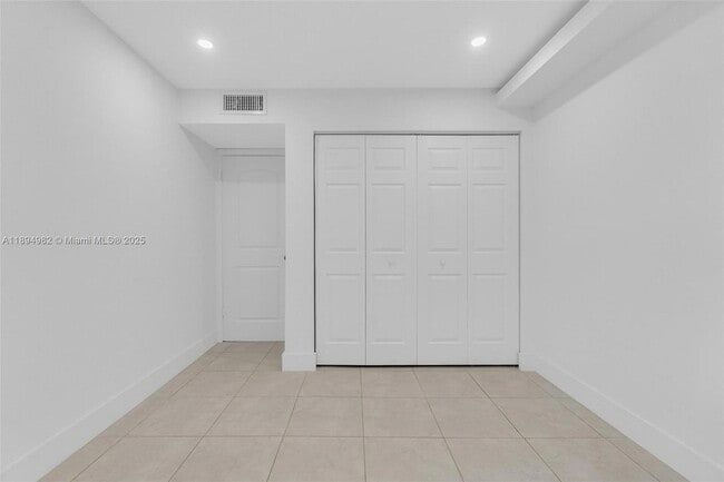 Building Photo - 508 NW 11th St
