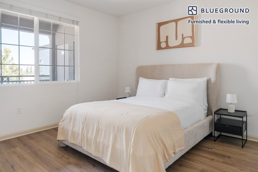 Building Photo - 501 Murphy Ranch Rd