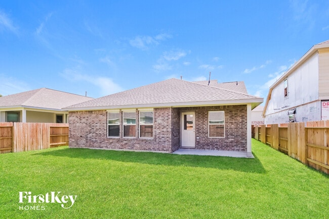 Building Photo - 15807 Kinord Ter Dr