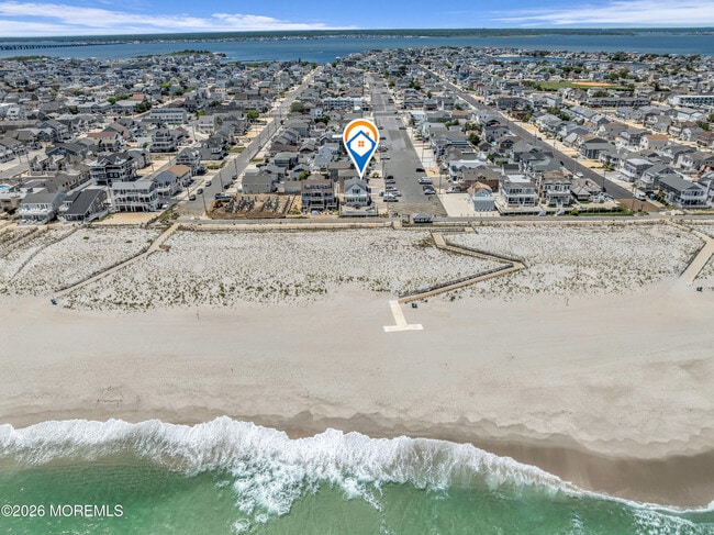 Building Photo - 2400 Oceanfront