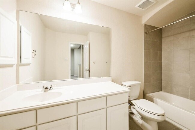 Building Photo - 4211 Fair Country Ln