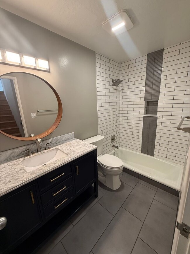 Building Photo - 2 Bedroom, 2 Bath + Loft, with Exceptional Views! Just Steps to the Beach!