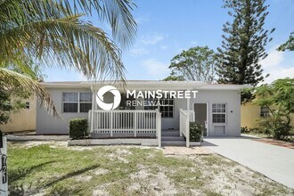 Building Photo - 3 Bedroom Pet-Friendly Home in Lake Worth, FL with Main Street Renewal