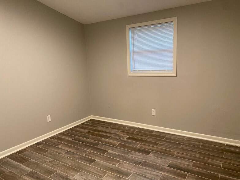 Building Photo - 505 Pearson Dr