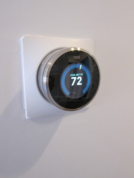 Building Photo - 18 Grove St